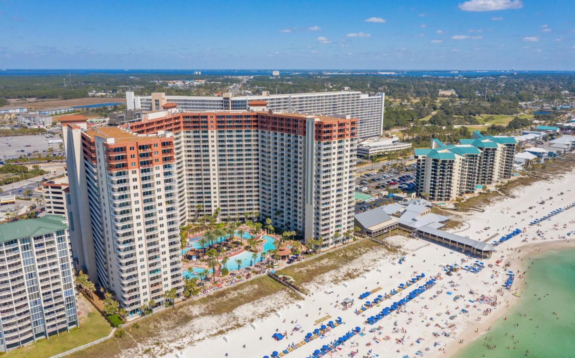 Apartment Beachfront Retreat! Spacious With Great Views! By Dolce Getaways Pcb! Panama City Beach